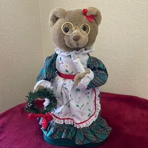 Avon Mrs Claus Animated Christmas Bear Plaid Dress Candle Wreath Vintage Decor